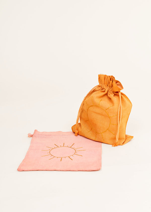 Sun Pouch